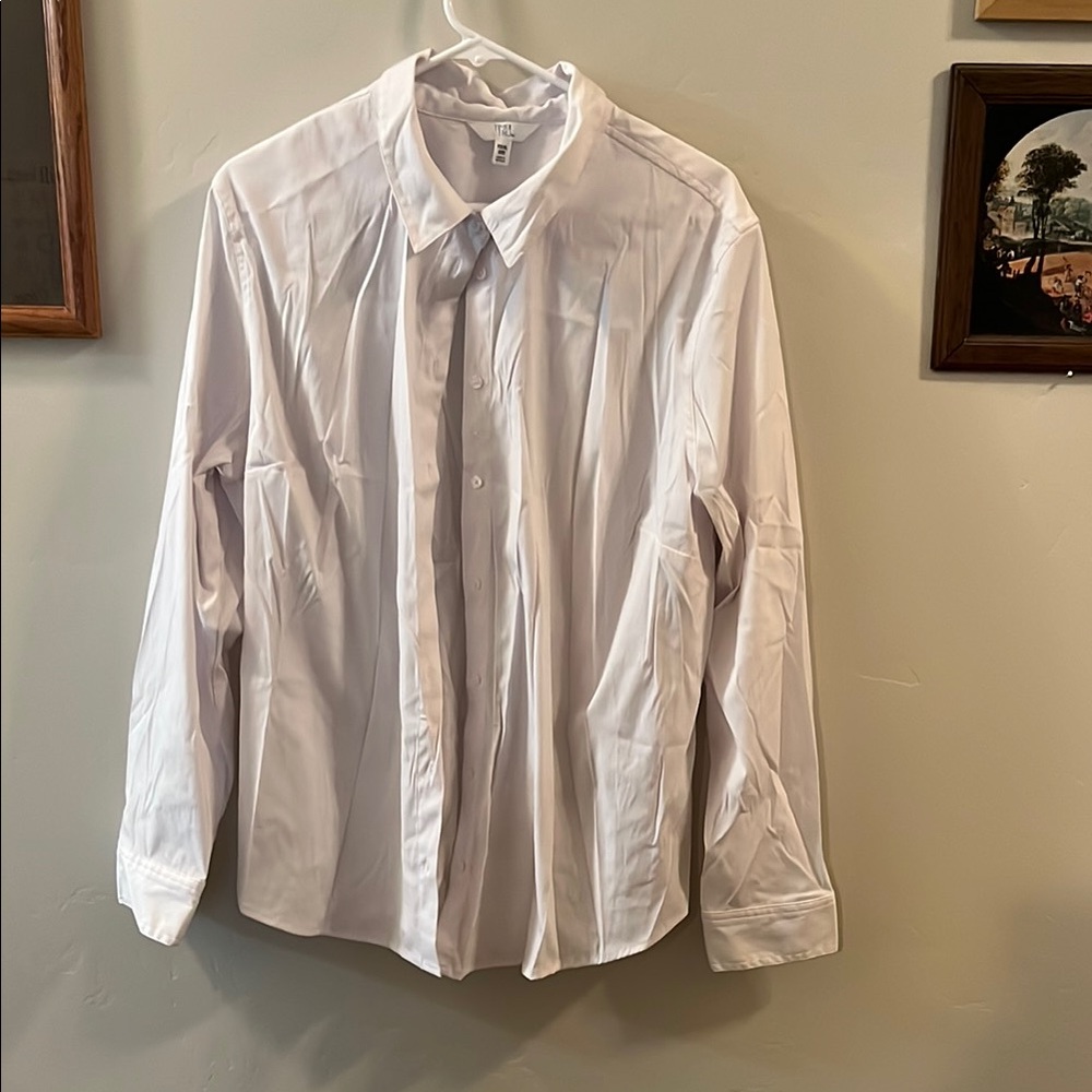 Time and Tru White Button Down Shirt Classic Top